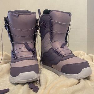 Women's Burton snowboarding boots